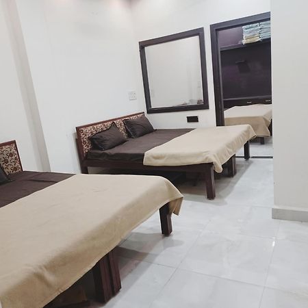 Hotel Prakash Palace Ujjain Esterno foto